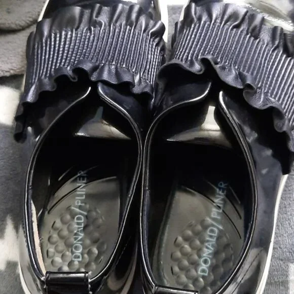 Donald Pliner Samie Black Patent Leather Loafers Size 6.5 - Picture 9 of 11